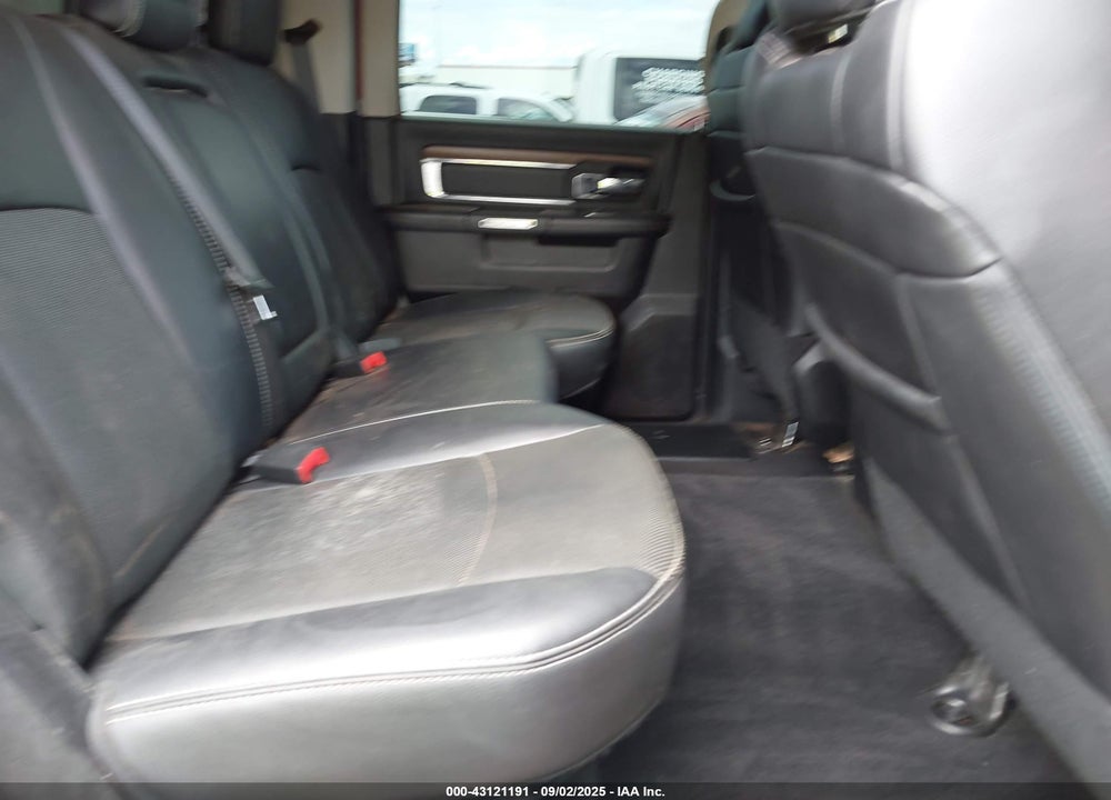 2017 RAM 1500 VIN: 1C6RR7NTXHS844028
