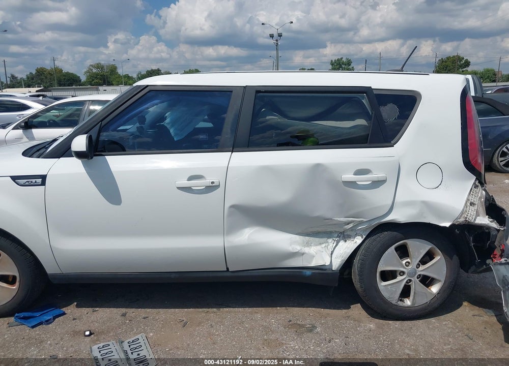 2015 KIA SOUL VIN: KNDJN2A28F7806279