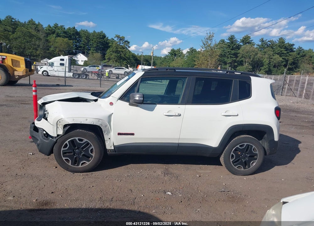 2016 JEEP RENEGADE TRAILHAWK VIN: ZACCJBCT8GPD98753