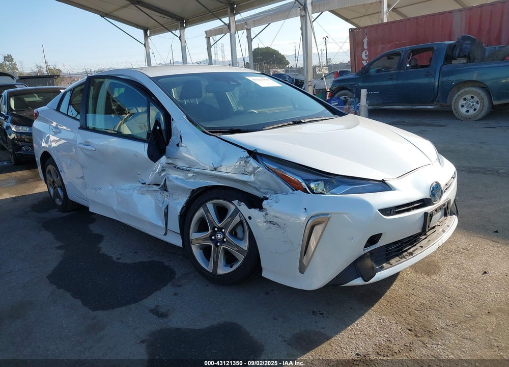 2022 TOYOTA PRIUS XLE VIN: JTDKAMFU6N3181814