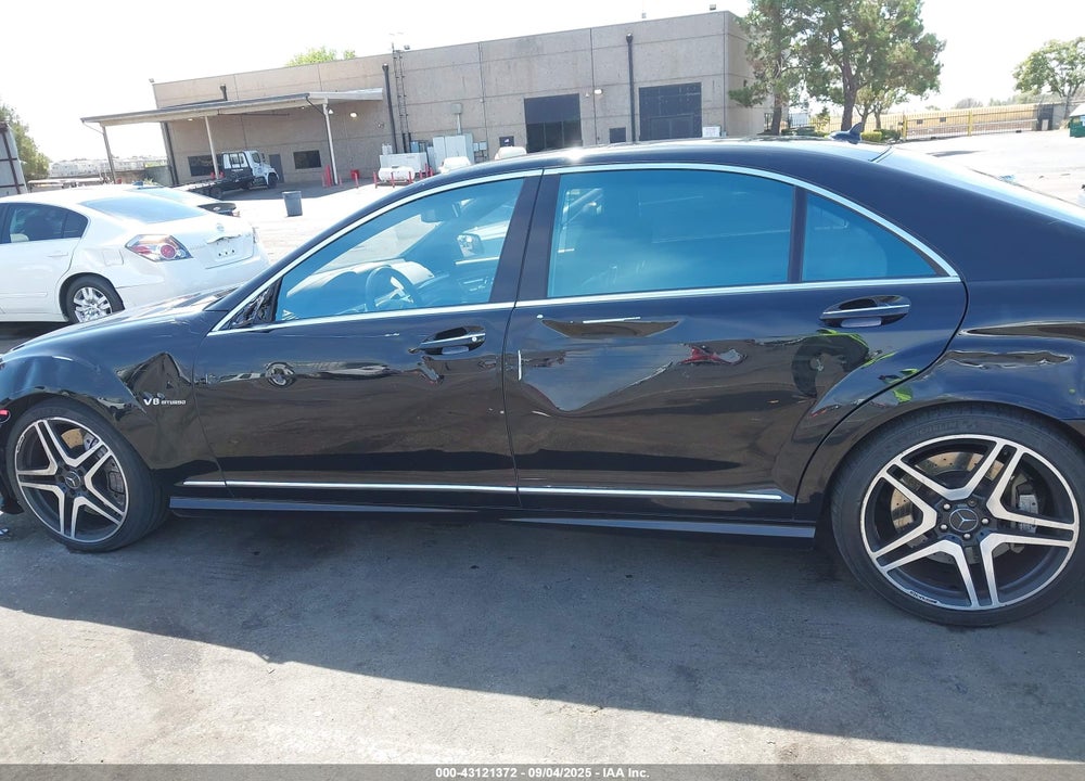 2013 MERCEDES-BENZ S CLASS VIN: WDDNG7EB2DA497174