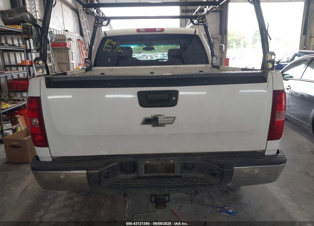 2011 CHEVROLET SILVERADO 1500 LT VIN: 3GCPKSE37BG309910
