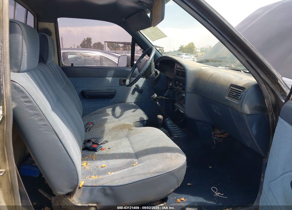1989 TOYOTA PICKUP 1/2 TON LNG WHEELBASE DLX VIN: JT4RN02P4K4001375