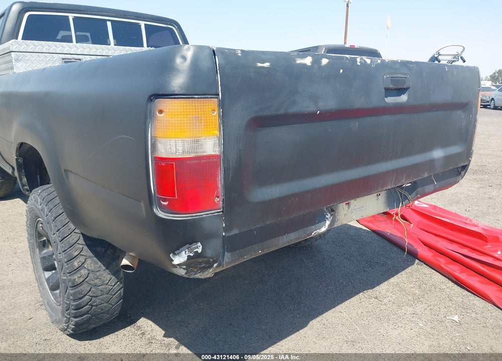 1989 TOYOTA PICKUP 1/2 TON LNG WHEELBASE DLX VIN: JT4RN02P4K4001375