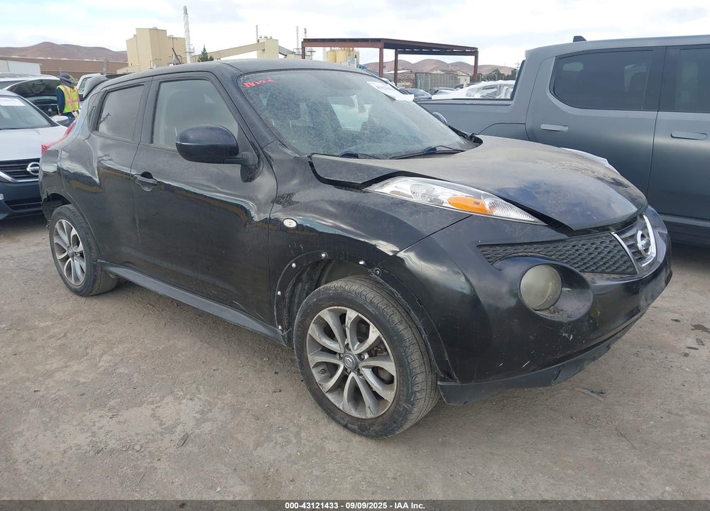 2013 NISSAN JUKE SV VIN: JN8AF5MR2DT217129