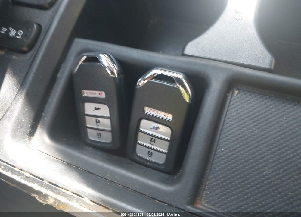 2016 HONDA CR-V VIN: 2HKRM3H59GH562280
