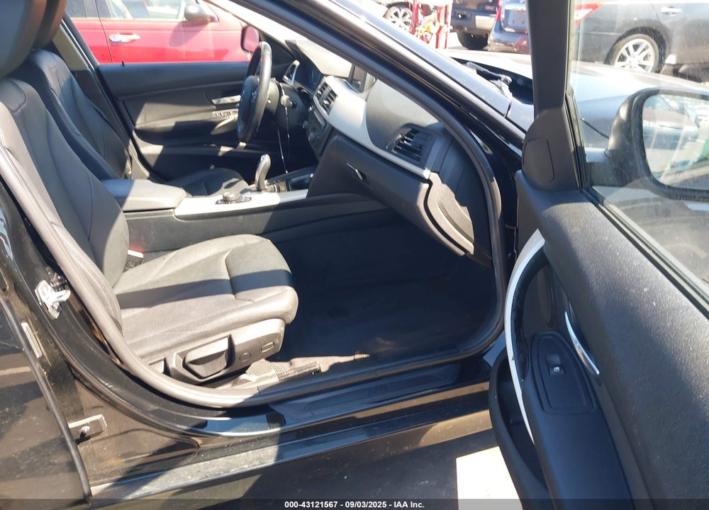 2015 BMW 3 SERIES VIN: WBA3B1C58FK141526