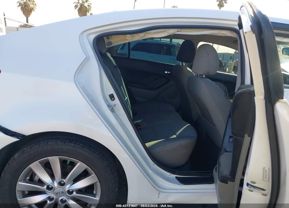 2014 KIA FORTE VIN: KNAFX4A64E5110430