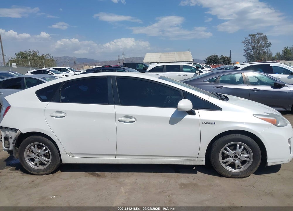 2011 TOYOTA PRIUS VIN: JTDKN3DUXB0311463