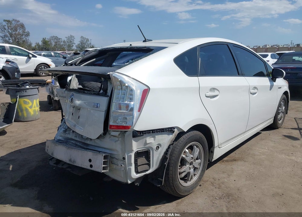 2011 TOYOTA PRIUS VIN: JTDKN3DUXB0311463