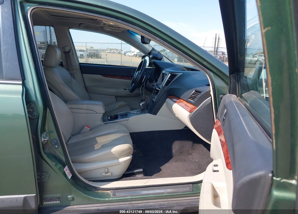 2011 SUBARU OUTBACK VIN: 4S4BRBKC8B3398007