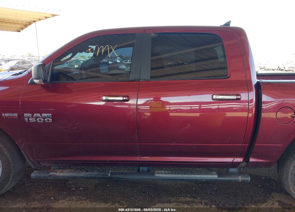 2017 RAM 1500 VIN: 1C6RR6LT0HS570092
