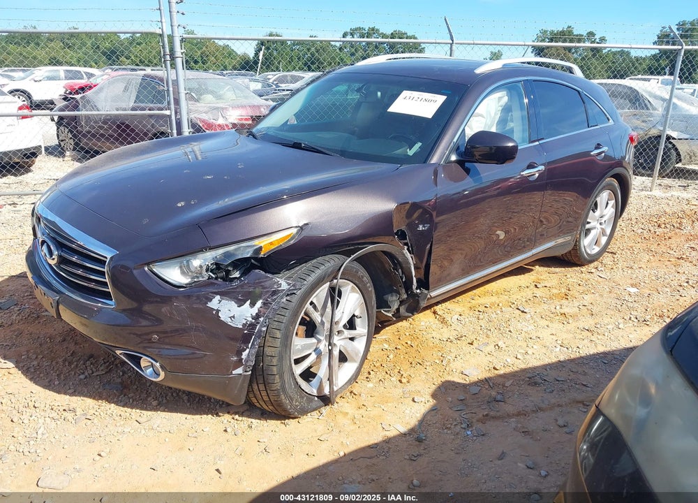 2014 INFINITI QX70 VIN: JN8CS1MW5EM411846