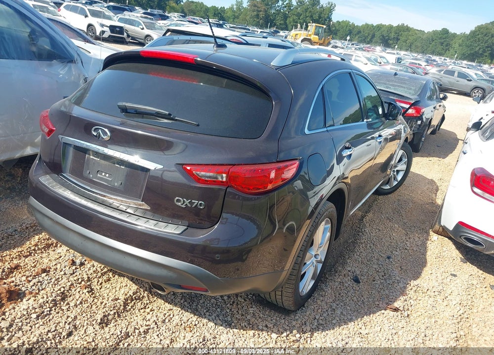 2014 INFINITI QX70 VIN: JN8CS1MW5EM411846