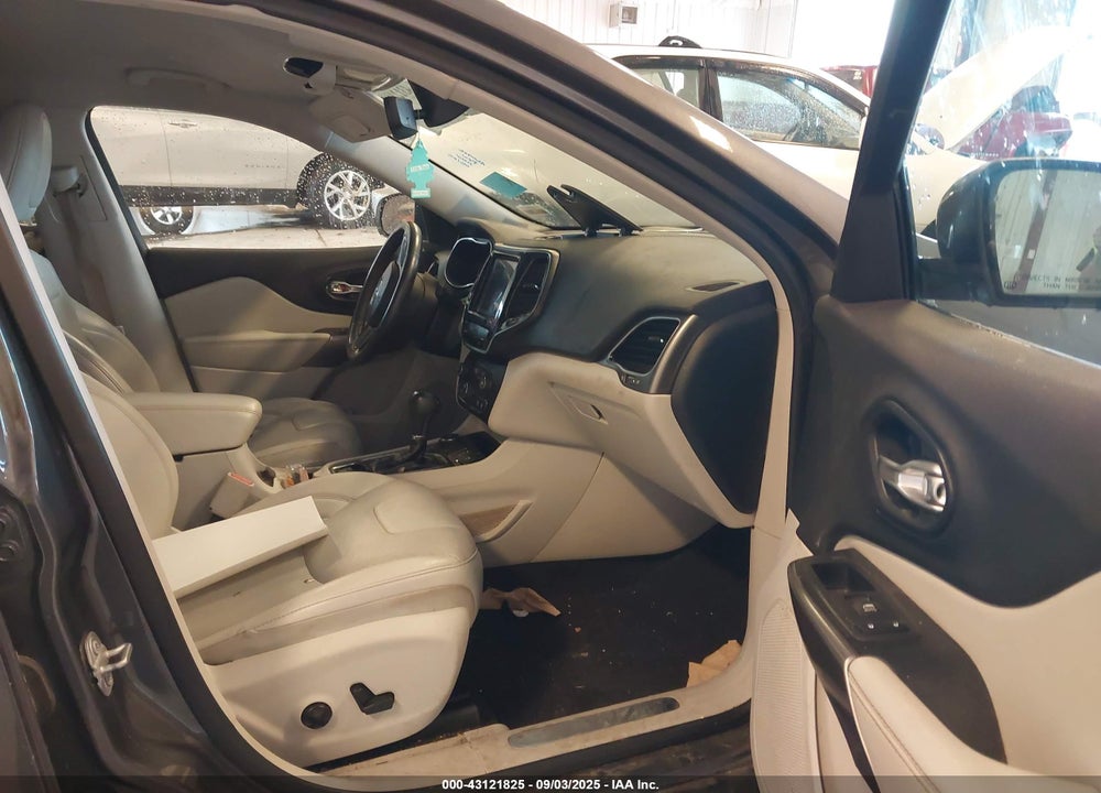 2019 JEEP CHEROKEE VIN: 1C4PJMDN5KD460906