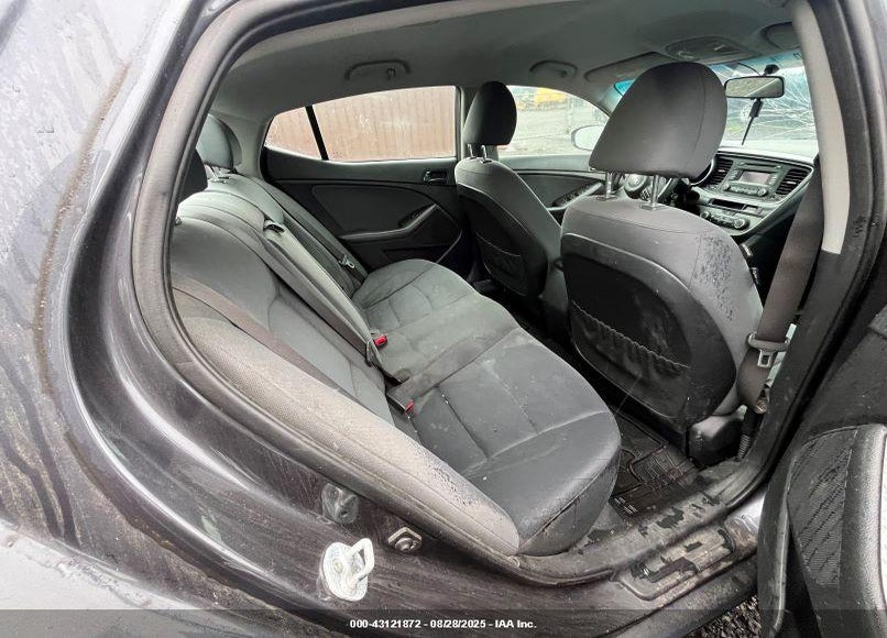 2015 KIA OPTIMA VIN: KNAGM4A77F5625705