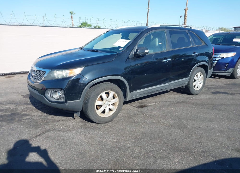 2013 KIA SORENTO LX VIN: 5XYKT3A67DG311560