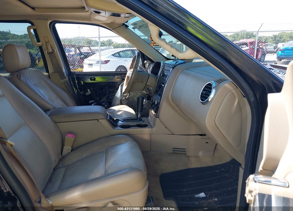 2008 FORD EXPLORER VIN: 1FMEU73818UB11497