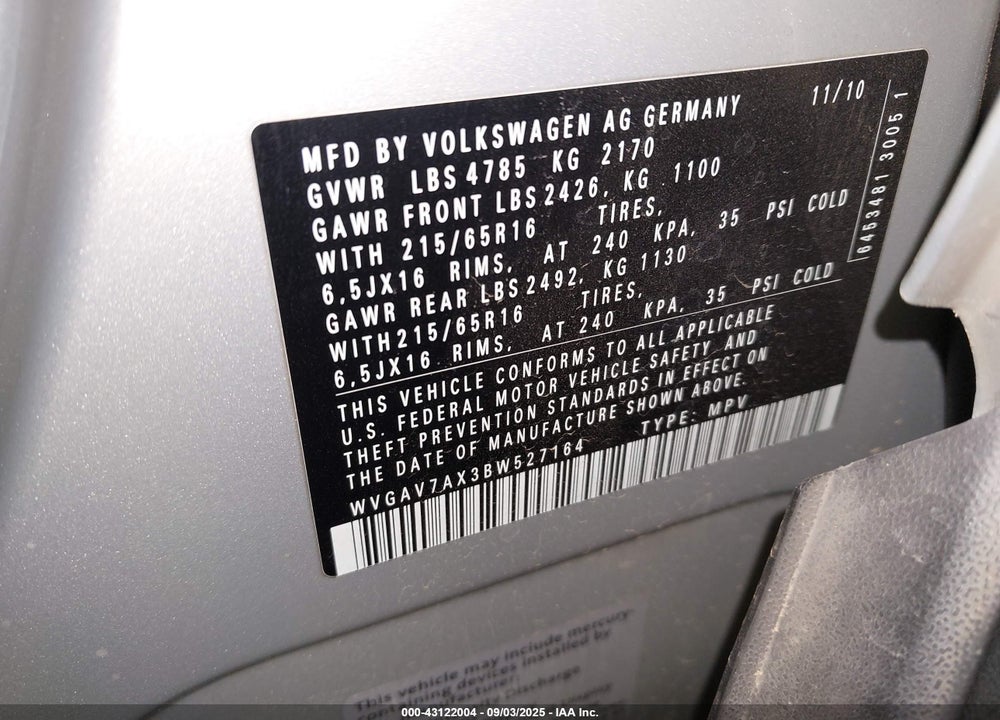2011 VOLKSWAGEN TIGUAN VIN: WVGAV7AX3BW527164
