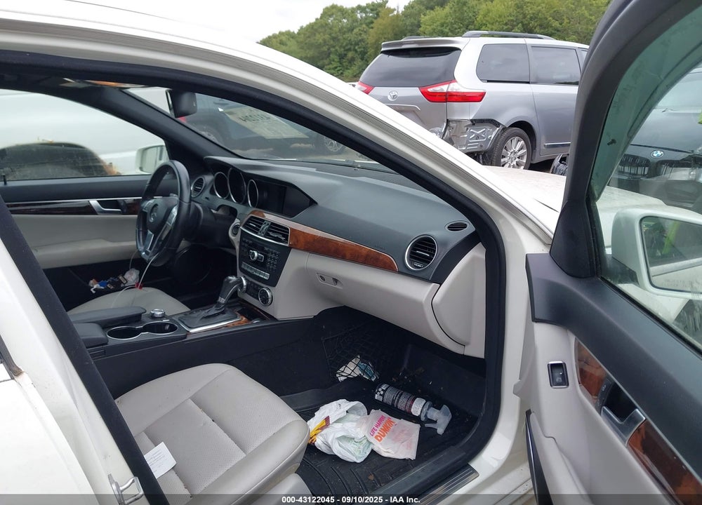 2012 MERCEDES-BENZ C CLASS VIN: WDDGF4HB3CA615799