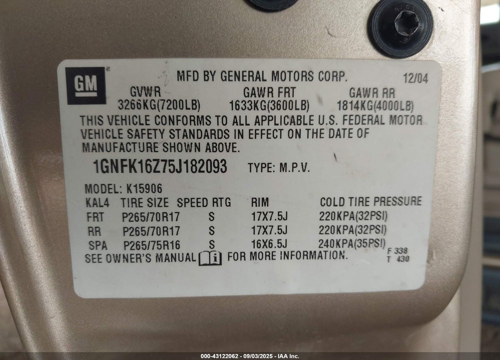 2005 CHEVROLET SUBURBAN 1500 LT VIN: 1GNFK16Z75J182093