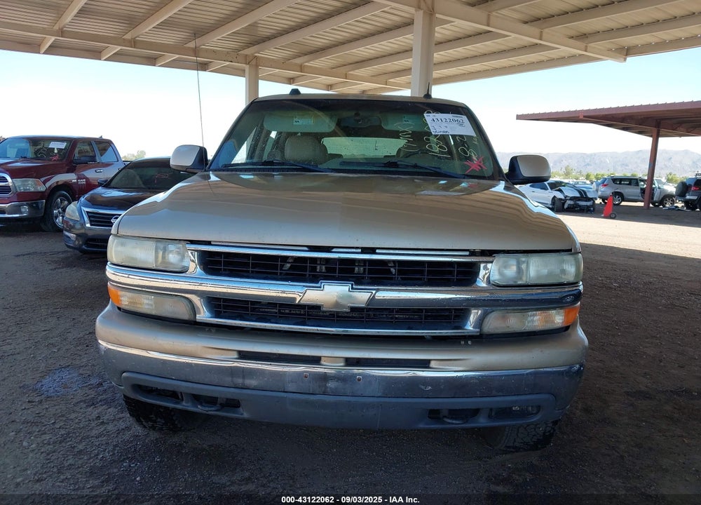 2005 CHEVROLET SUBURBAN 1500 LT VIN: 1GNFK16Z75J182093