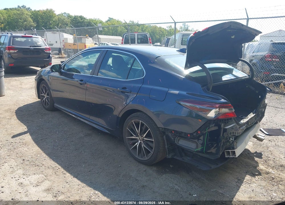 2021 TOYOTA CAMRY VIN: 4T1G11AKXMU523439