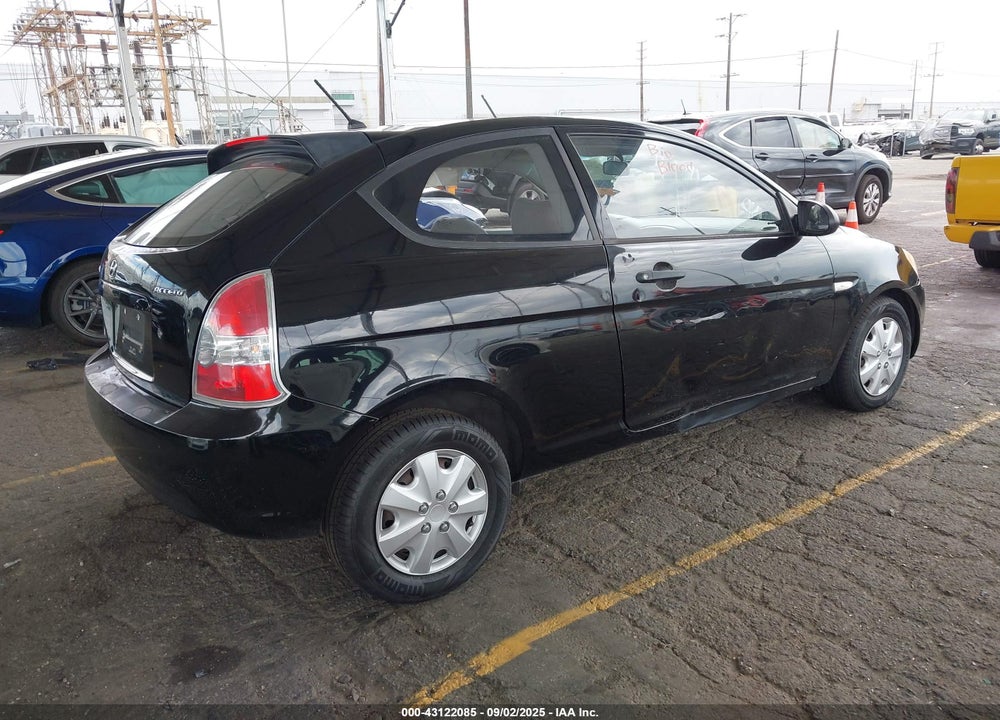 2007 HYUNDAI ACCENT GS VIN: KMHCM36C97U035915