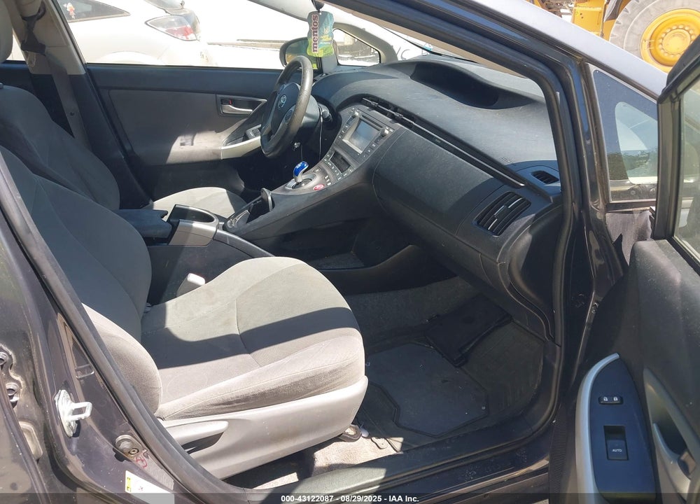 2013 TOYOTA PRIUS VIN: JTDKN3DU0D5632305