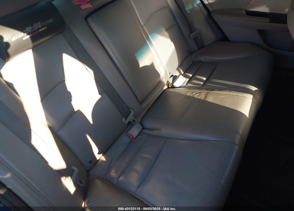 2013 HONDA ACCORD VIN: 1HGCR2F87DA054571