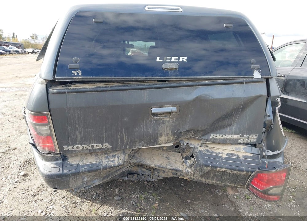 2013 HONDA RIDGELINE VIN: 5FPYK1F40DB001712