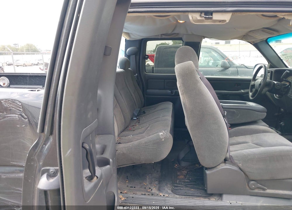 2004 CHEVROLET SILVERADO 1500 VIN: 1GCEK19T84Z325208