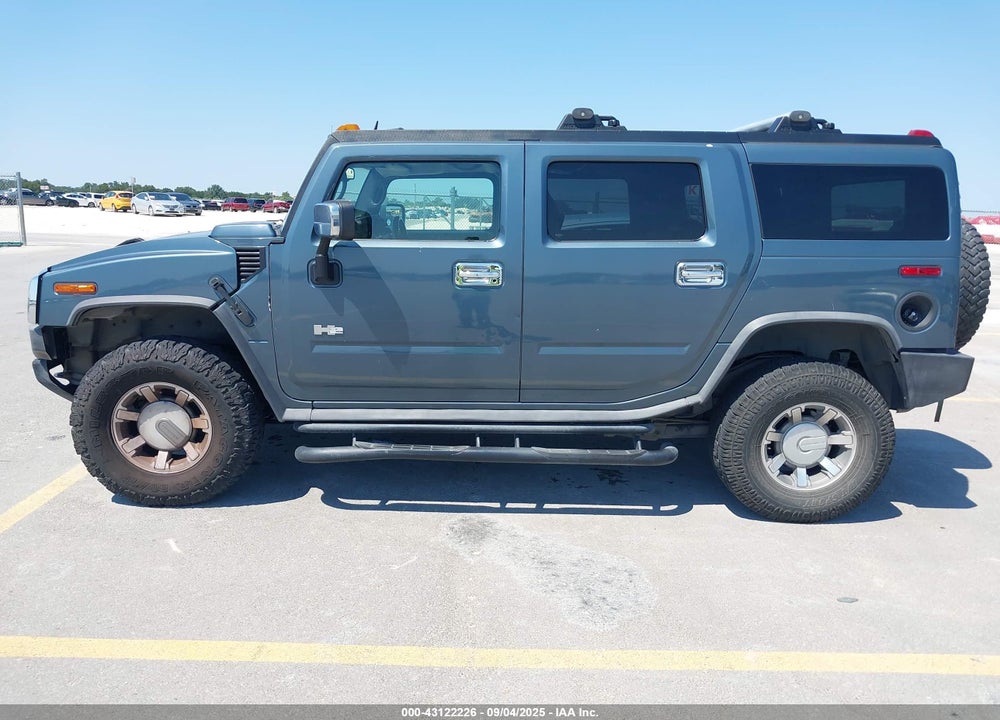2005 HUMMER H2 SUV VIN: 5GRGN23UX5H129008