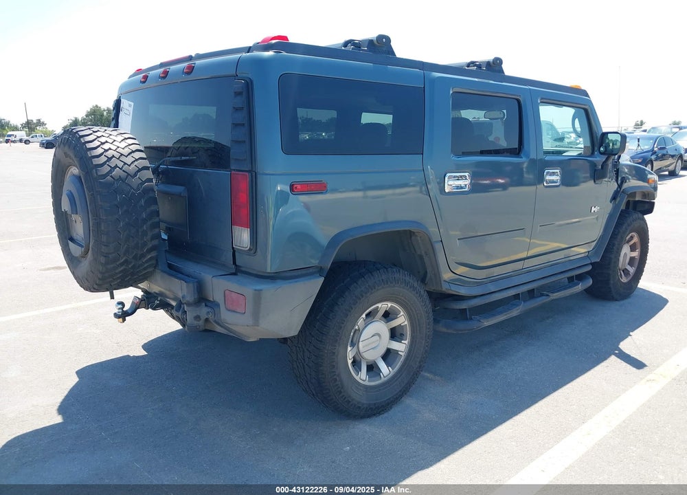 2005 HUMMER H2 SUV VIN: 5GRGN23UX5H129008