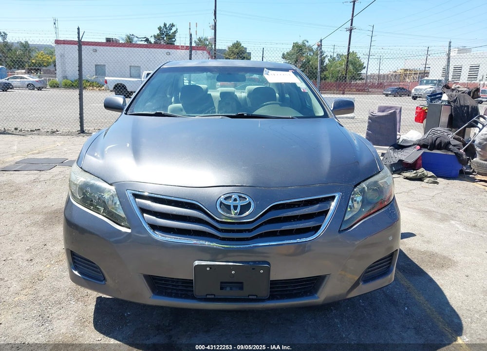 2011 TOYOTA CAMRY VIN: 4T1BF3EK5BU772570