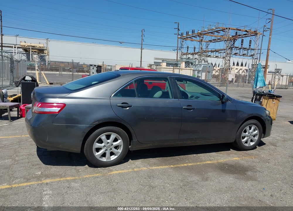 2011 TOYOTA CAMRY VIN: 4T1BF3EK5BU772570