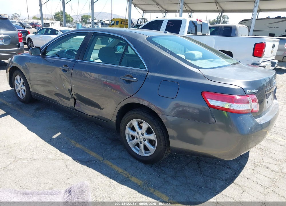 2011 TOYOTA CAMRY VIN: 4T1BF3EK5BU772570
