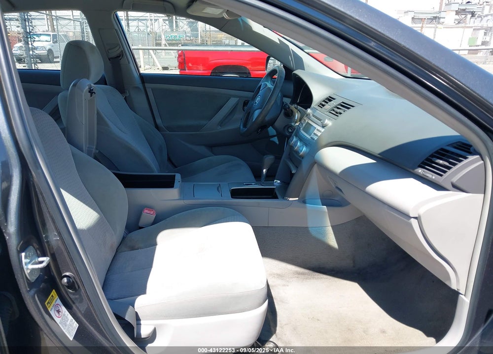 2011 TOYOTA CAMRY VIN: 4T1BF3EK5BU772570