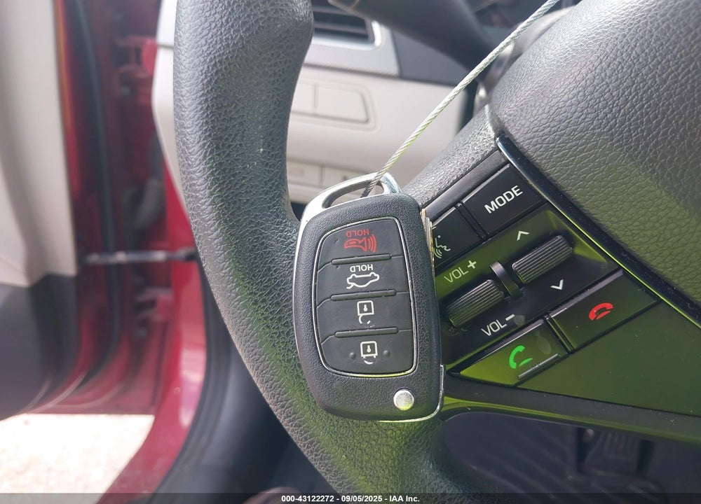 2015 HYUNDAI SONATA VIN: 5NPE24AF9FH001959
