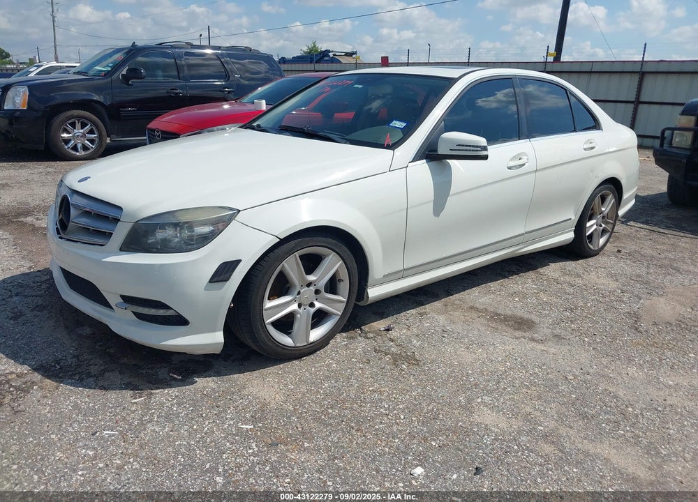 2011 MERCEDES-BENZ C CLASS VIN: WDDGF5EB9BR161231