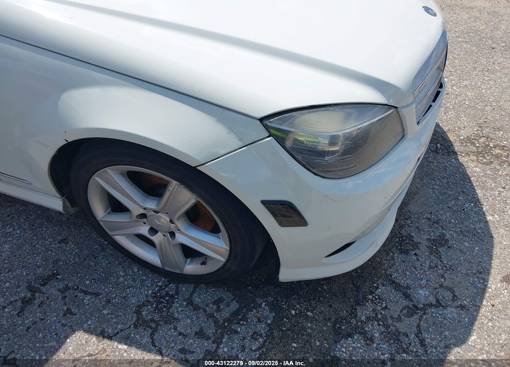 2011 MERCEDES-BENZ C CLASS VIN: WDDGF5EB9BR161231