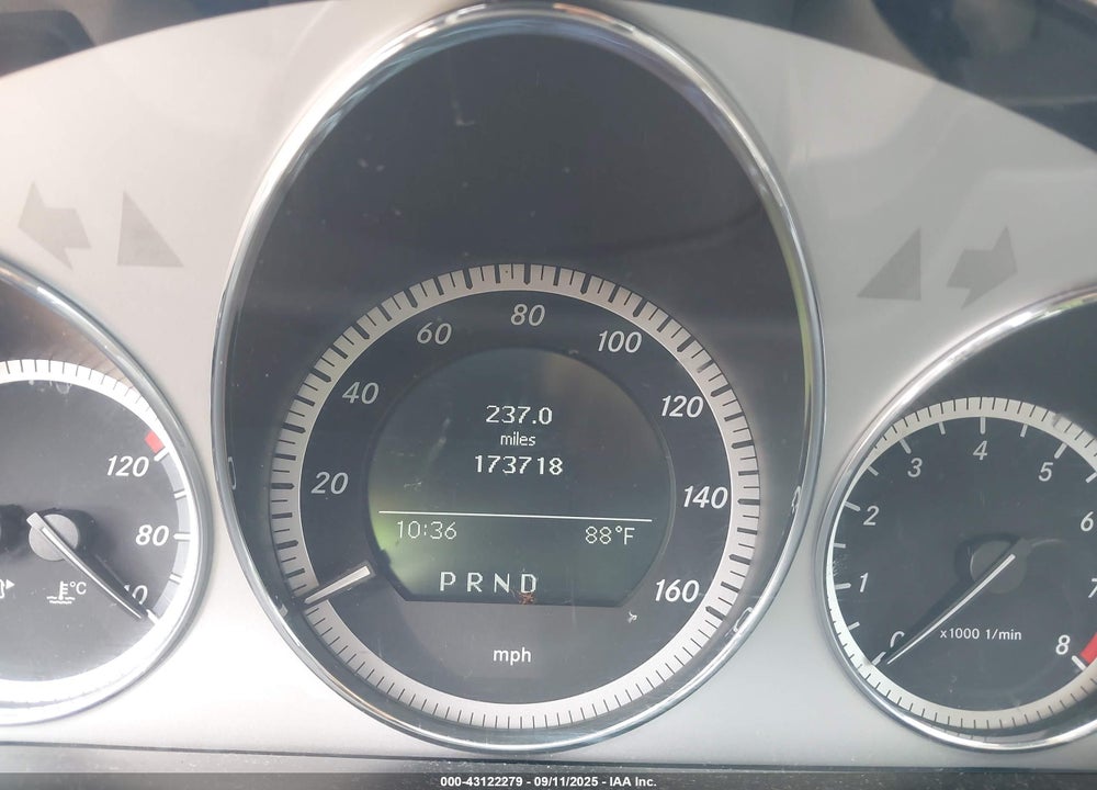 2011 MERCEDES-BENZ C CLASS VIN: WDDGF5EB9BR161231