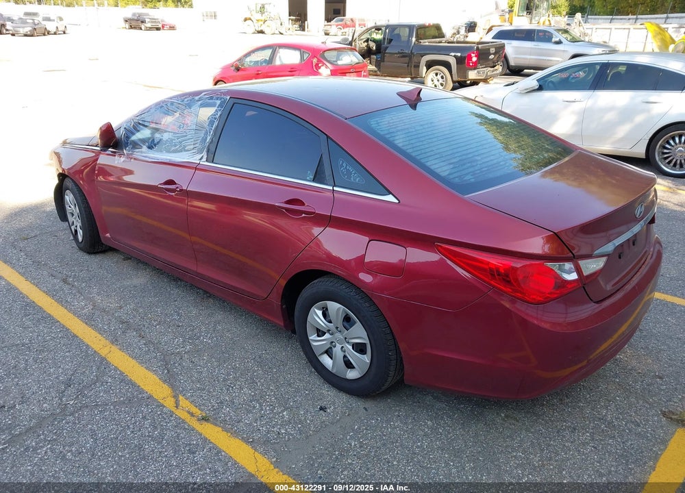 2011 HYUNDAI SONATA VIN: 5NPEB4AC4BH187457