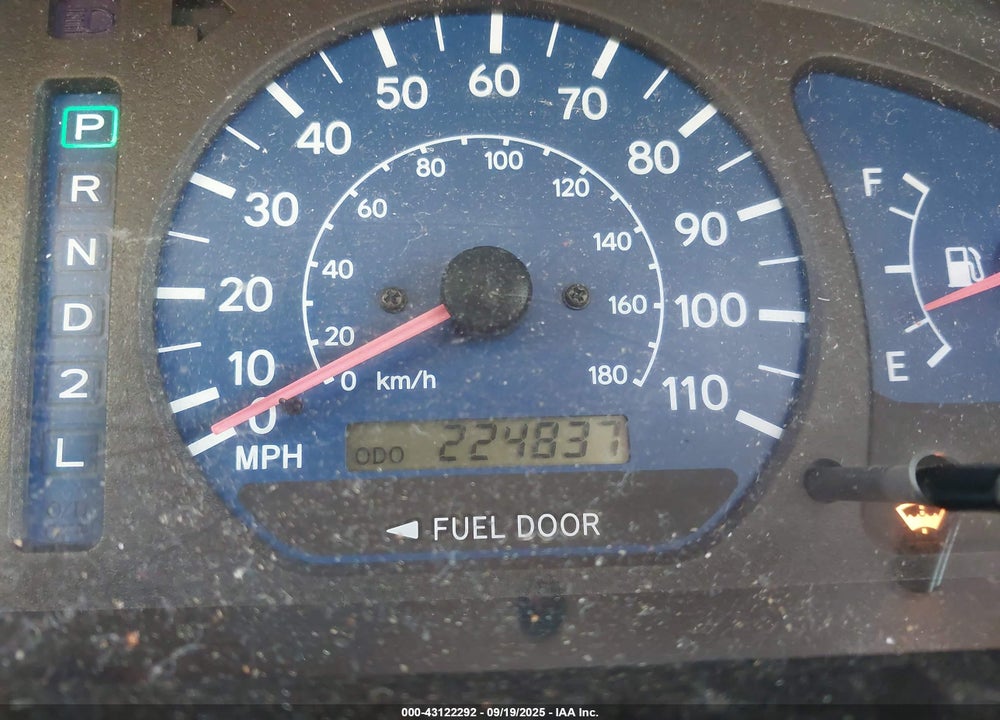 2001 TOYOTA SIENNA LE VIN: 4T3ZF13CX1U363176