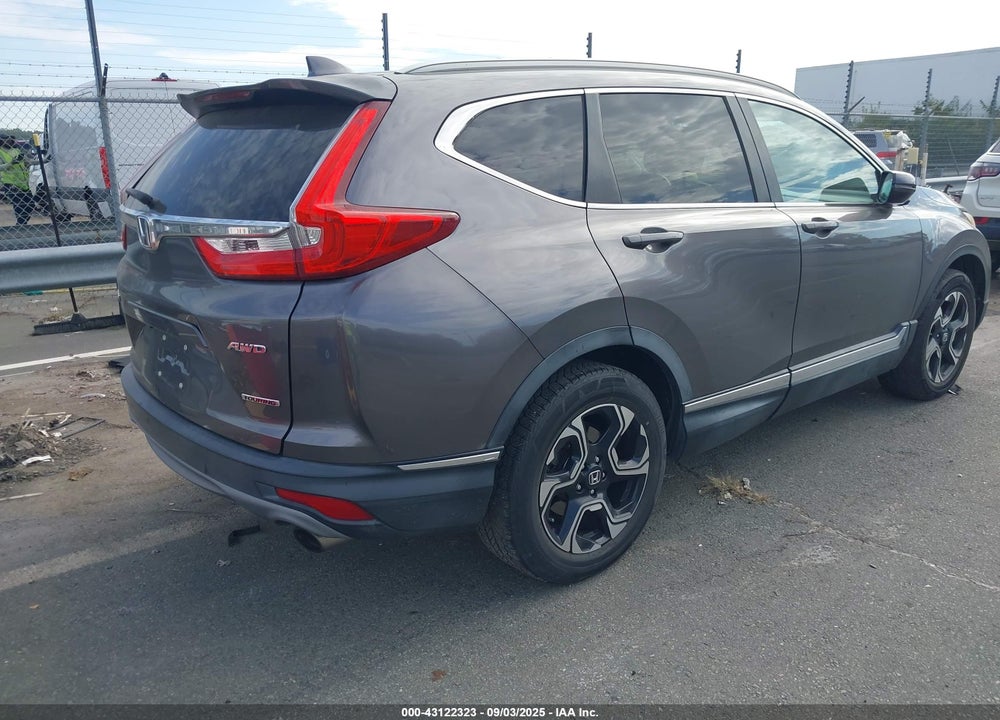 2019 HONDA CR-V TOURING VIN: JHLRW2H9XKX007989