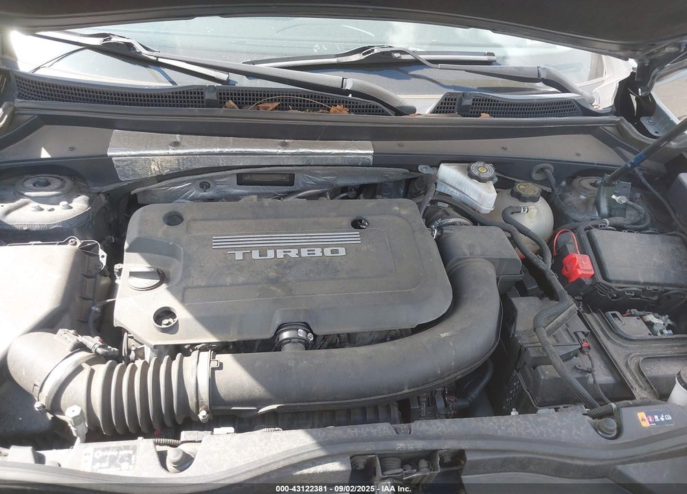 2019 CADILLAC XT4 VIN: 1GYFZBR4XKF158647