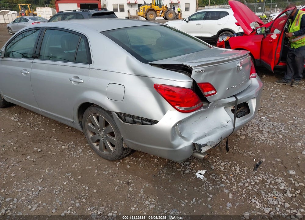 2005 TOYOTA AVALON TOURING VIN: 4T1BK36B95U007652