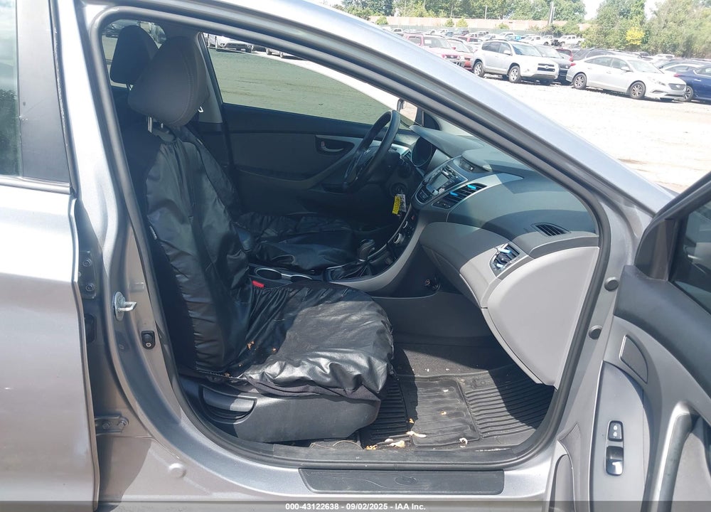 2015 HYUNDAI ELANTRA SE VIN: KMHDH4AE1FU413151