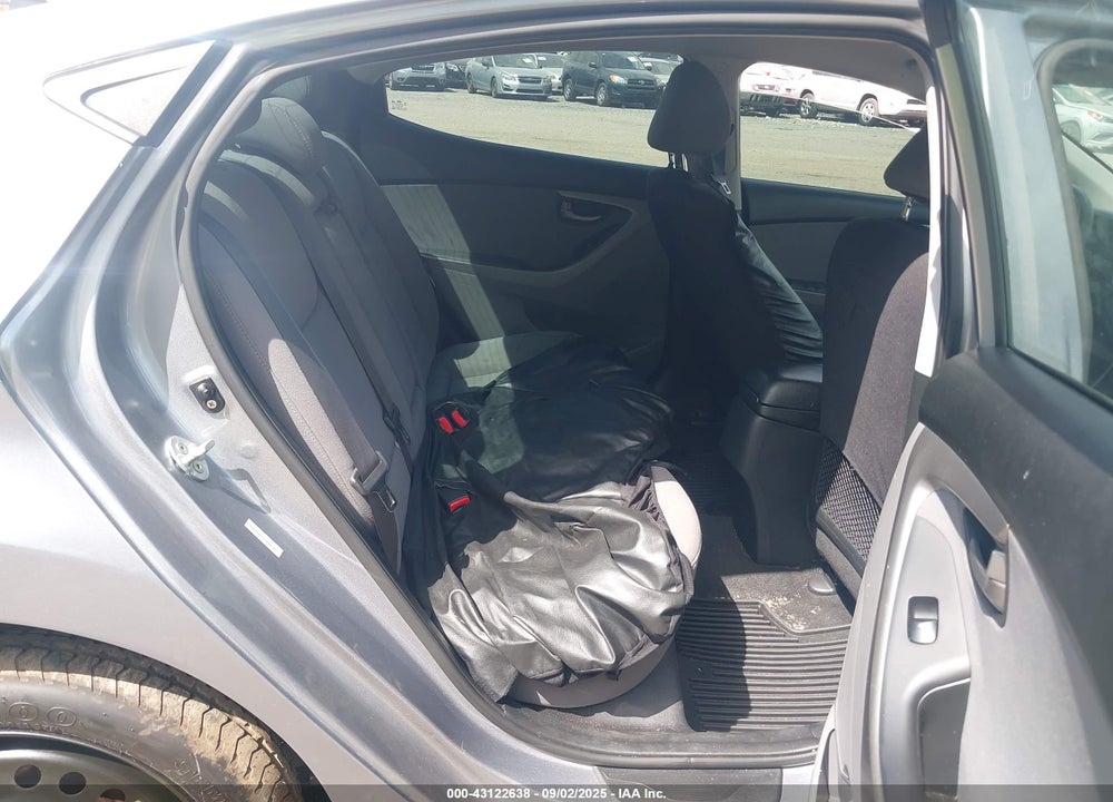 2015 HYUNDAI ELANTRA SE VIN: KMHDH4AE1FU413151