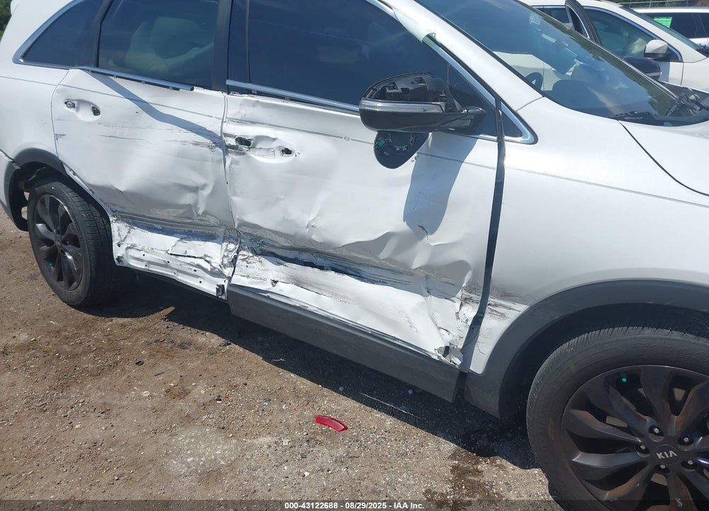 2020 KIA SORENTO VIN: 5XYPG4A52LG659708